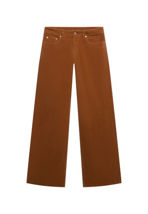 Pantalones marrones de pierna ancha con cierre frontal de botones y cremallera, bolsillos delanteros y bolsillo tipo monedero, hechos de tela similar al denim.