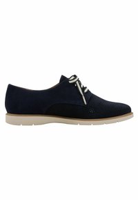 Chaussures à lacets en daim bleu marine avec détails perforés, panneau lisse bleu contrastant, et semelle en caoutchouc clair avec un petit talon.