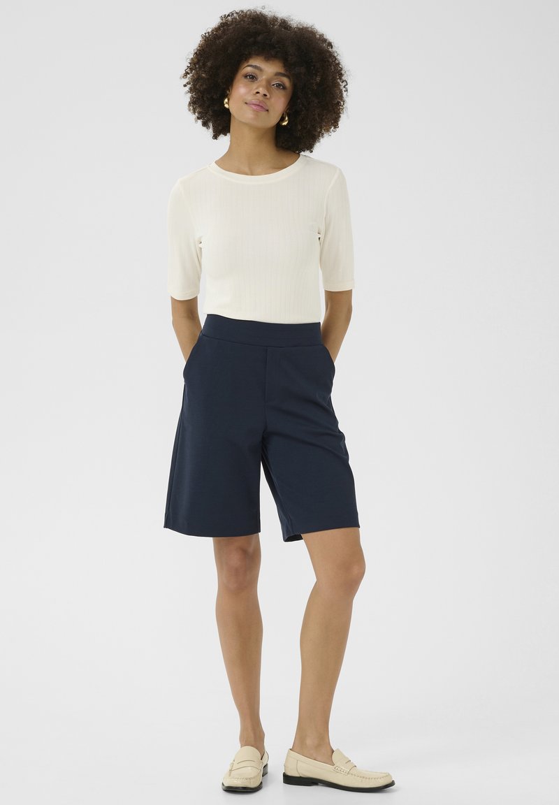 culture Shorts donkerblauw culture Shorts donkerblauw