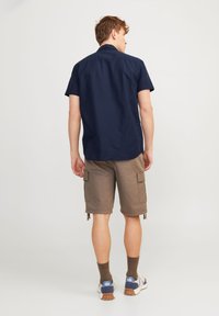 Jack & Jones JJESUMMER LINEN MIX SHIRT - Majica - navy blazer