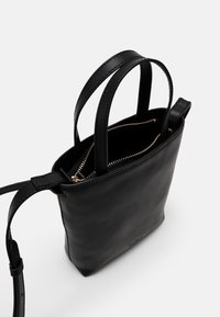 Zign LEATHER - Käsilaukku - black