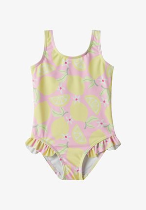 Maillot de bain une pièce rose avec un motif de citrons jaunes et de feuilles, orné d'un bord à volants le long des ouvertures des jambes.
