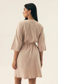 Henderson - Szlafrok