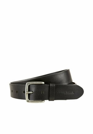 Ceinture en cuir noir dotée d'une boucle en métal argenté mat, d'une seule rangée de trous pour le réglage et d'une marque embossée sur la sangle.