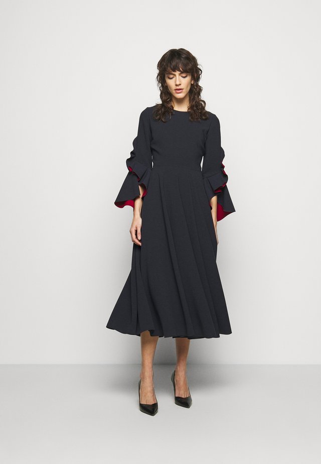 CADEN DRESS - Cocktailkjoler / festkjoler - midnight/sangria