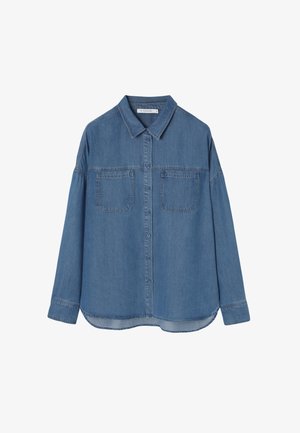Blå denim langærmet skjorte med klassisk krave, knaplukning, to brystlommer og let buet kant. Blød tekstur.