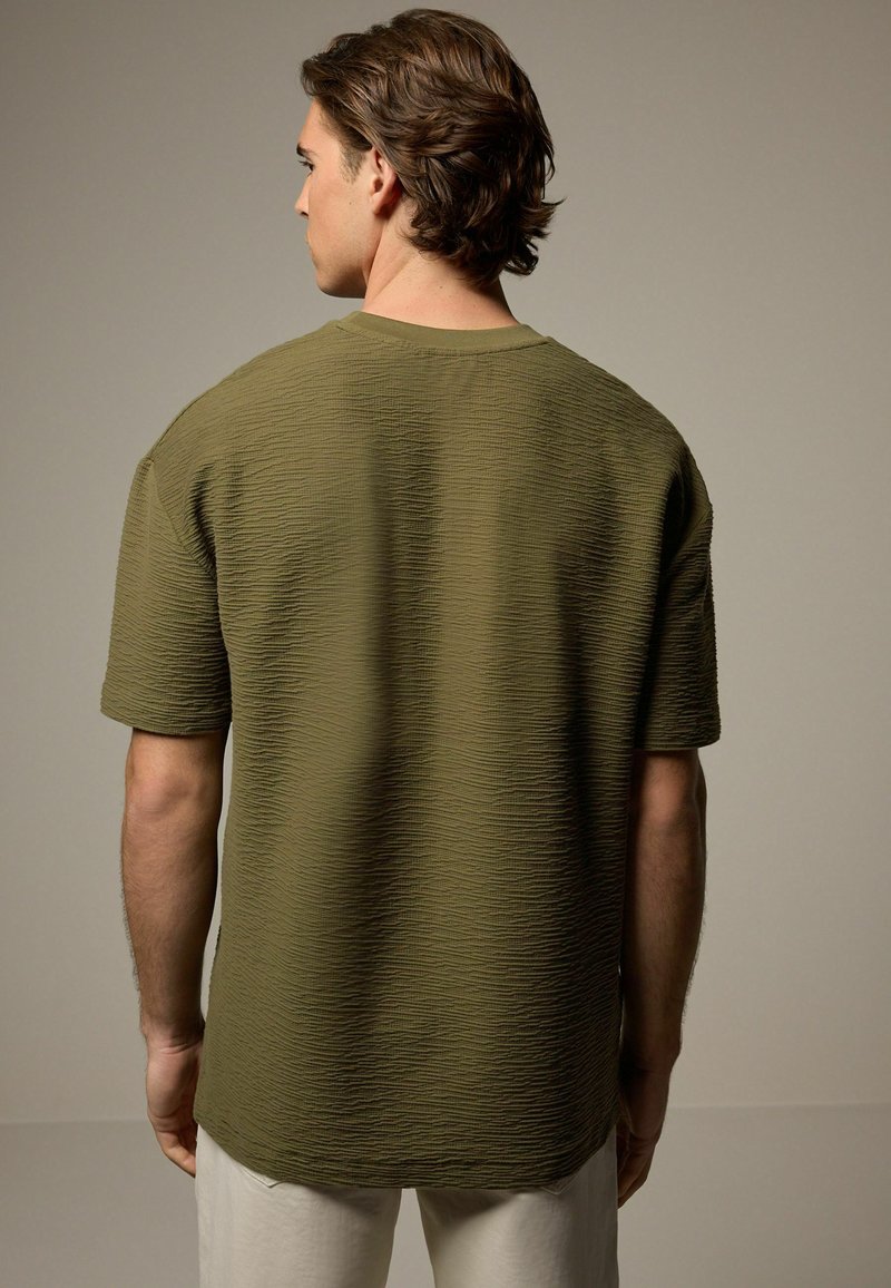 Next REGULAR FIT zielony