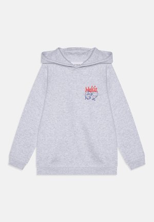 Hoodie gris en tissu doux, doté d'une grande poche avant, de manches longues et d'un graphique de dessin animé avec du texte sur le côté gauche.