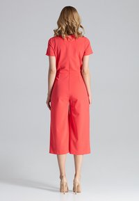 Figl JUMPSUIT WITH WIDE LEGS 7/8 - Jumpsuit - coral