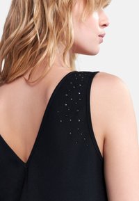 IKKS ÄRMELLOSES  - Top - black