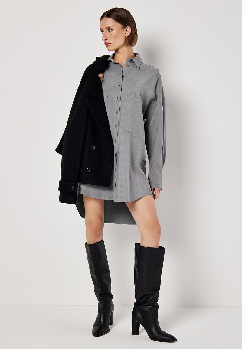 Apricot Blousejurk grijs