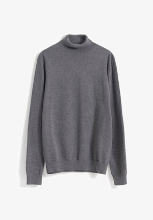 Jersey de cuello alto gris, hecho de una suave tela de punto. Presenta mangas largas, puños y dobladillo acanalados, y un cuello alto para un ajuste ceñido.