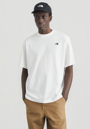 ESSENTIAL SIMPLE DOME TEE - Βασικό μπλουζάκι - white