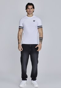 SIKSILK TOURNAMENT - T-shirt basic - white