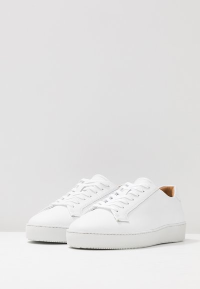 Tiger of Sweden SALASI - Baskets basses - white