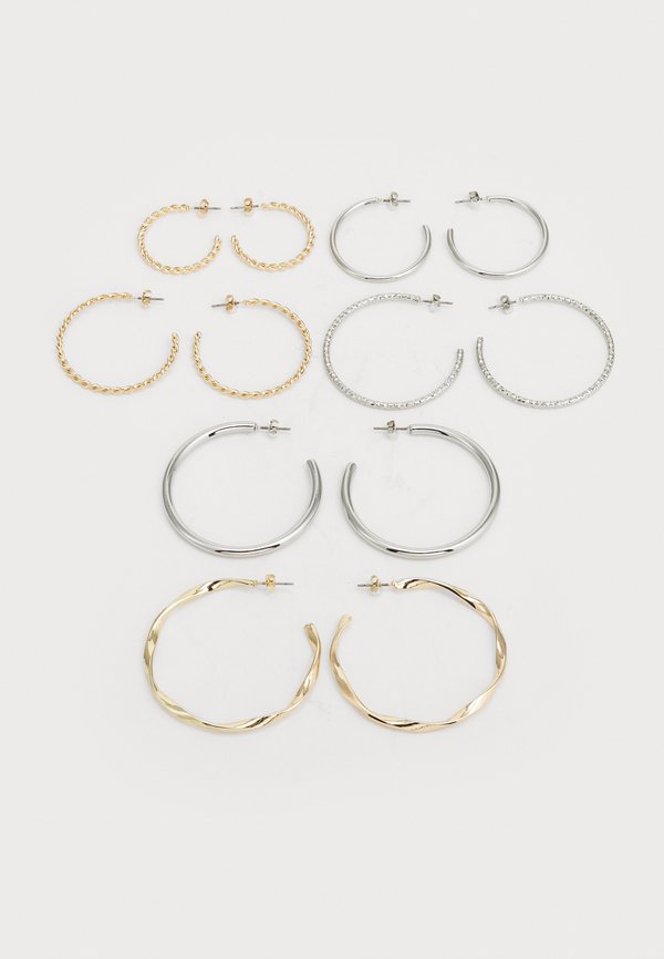 6 PACK - Earrings - Main Image