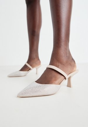 Mules à talons - beige