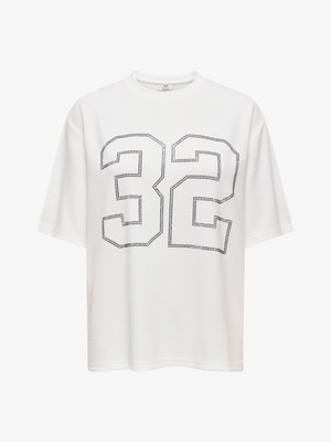 White short-sleeve t-shirt featuring a black dotted number "32" on the front. Round neckline and relaxed fit. Soft cotton material.