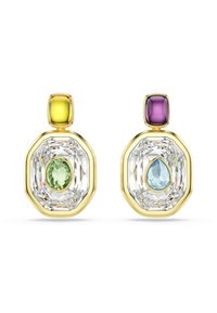 Goldene achteckige Ohrringe mit klaren und farbigen Edelsteinen: grüner ovaler Stein, blauer Tropfen, gelbe und lila quadratische Akzente.