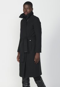 Koroshi Vinterfrakke - black