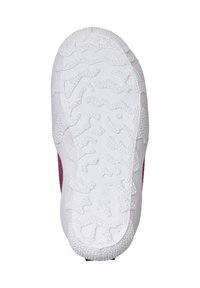 Gummisohle in Weiß mit strukturiertem Griffmuster, ausgestattet mit einer glatten Oberfläche und leicht erhöhten Texturen für besseren Halt.