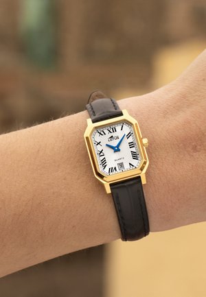 Lotus, SQUARE SERIES - Ure - black