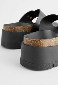Next FOREVER COMFORT DOUBLE BUCKLE FLATFORM - Pantoletai - black