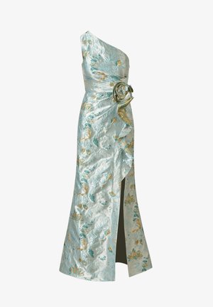 Asymmetrische lichtblauwe satijnen jurk met bloemenprint, gouden accenten, een split aan de voorkant en een grote stoffen roos in de taille.