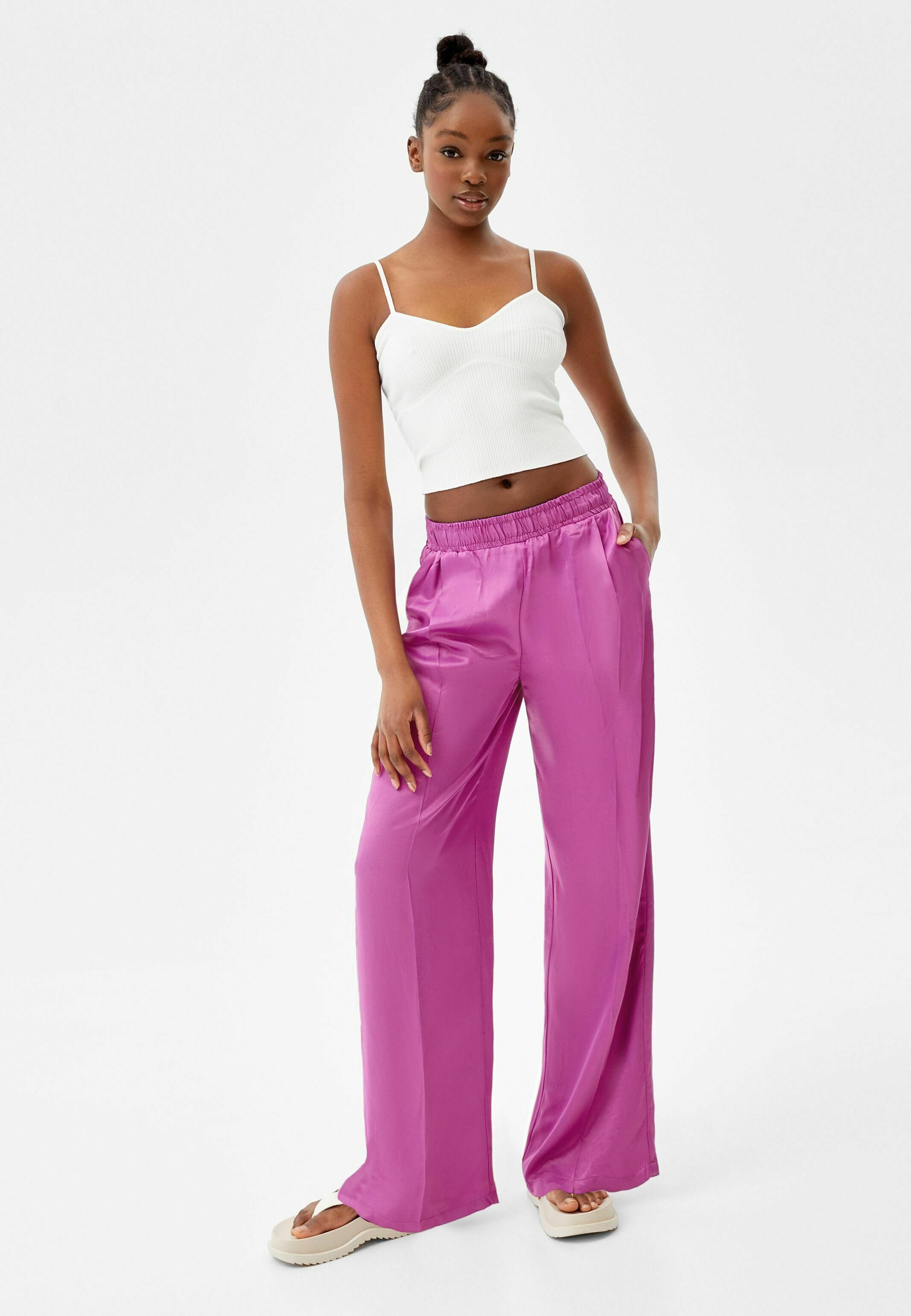 Bershka WIDE LEG SATIN - Trousers 