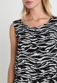 TOM TAILOR Vestido informal - black