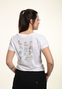 Marvel - T-shirt z nadrukiem