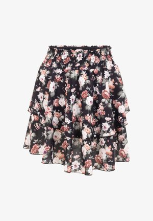 Falda negra con volantes, estampado floral en rosa, blanco y verde, y cinturilla elástica fruncida.