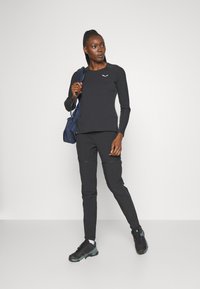 Salewa PEDROC DRY TEE W. - Longsleeve - black out
