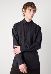 Thumbnail Image 7