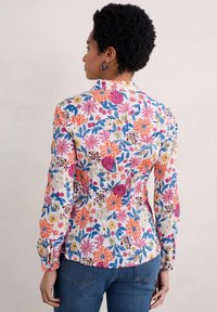 Seasalt Cornwall LARISSA - Blusa - multi pattern flower chalk