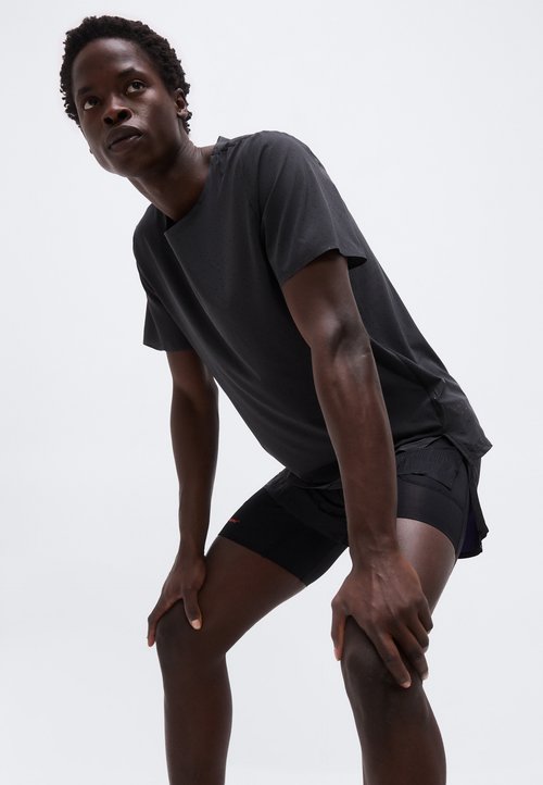 adidas x Hermanos Koumori Adi365 T-shirt Black — foto 4