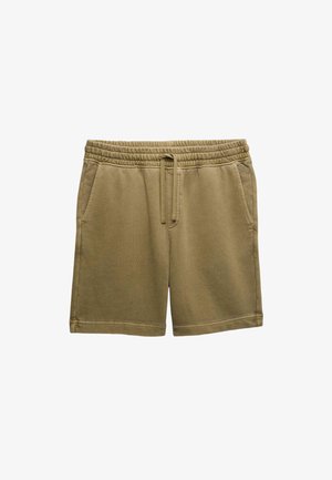 Olivově zelené šortky po kolena z měkké látky, s elastickým pasem se stahovací šňůrkou a dvěma bočními kapsami.
