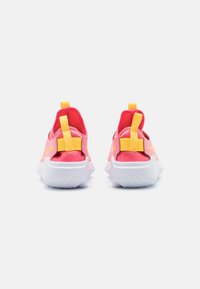 Nike Performance FLEX RUNNER 2 UNISEX koralowy