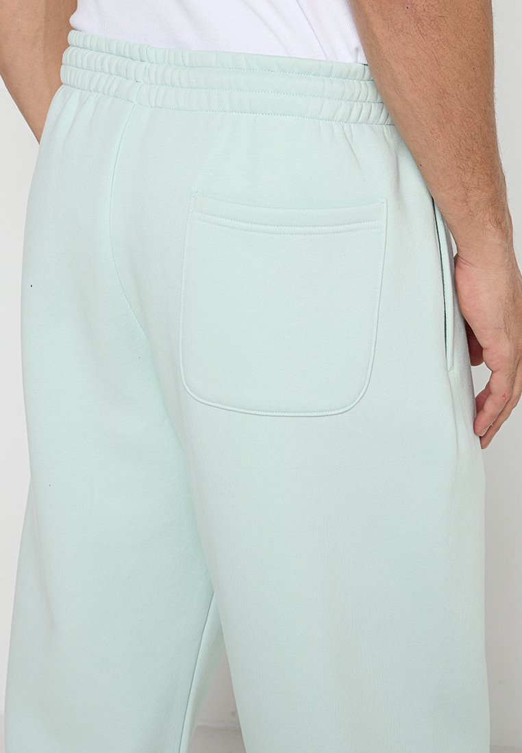 SPORT ESSENTIALS JOGGER
