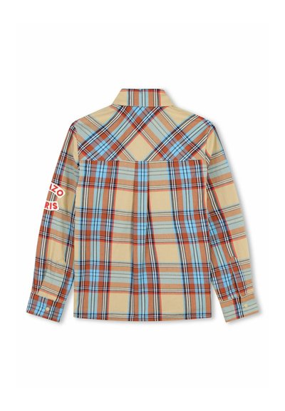 Camicia a quadri con maniche lunghe in beige, blu e rosso. Presenta un design con yoke e un logo sulla manica sinistra. Materiale in cotone.