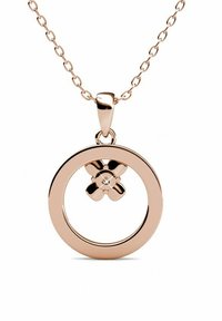 Pendente in oro rosa con design circolare caratterizzato da un motivo floreale interno e un accento di diamante al centro, sospeso a una catena a maglie.