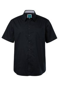Svart kortärmad skjorta med knappar, tillverkad av ett slätt tyg, med en bröstficka och en standardkrage med en subtil textur.