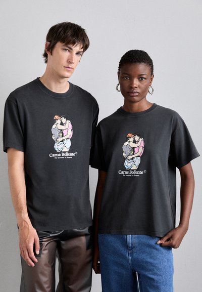 Carne Bollente SUMMER OF 69 UNISEX - Nyomott mintás póló - washed black