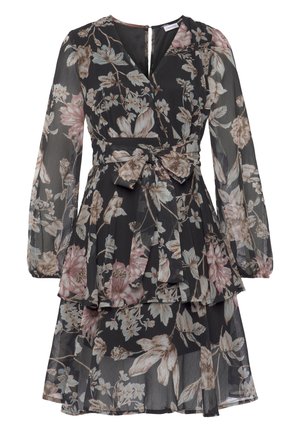 Schwarzes Blumenkleid mit langen Ärmeln, geschichtetem Rock und Schleifenbindung an der Taille, aus einem durchsichtigen, leichten Stoff mit Blumenmustern.
