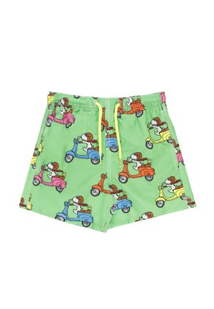 Costume da bagno verde con coulisse gialle, raffigurante cani cartoon che guidano scooter colorati rosa, blu, giallo e arancione.