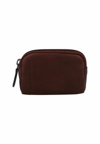 Pochette en cuir marron avec une fermeture zippée, de forme rectangulaire, couture visible et logo en relief sur le côté, texture lisse.