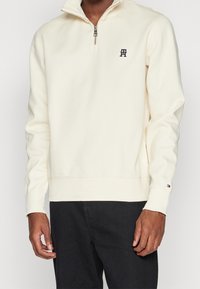 Tommy Hilfiger Felpa - off-white