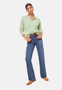 Nevybráno, mint green