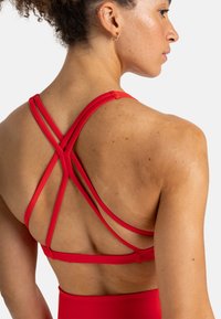 Roxy HEART INTO IT - Urheiluliivit: kevyt tuki - red