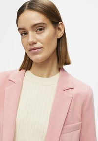 Object Blazer - brandied apricot